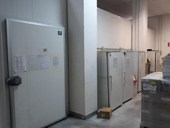 22#3675 Cella termostata Seven Frigo e congelatori Lliebherr