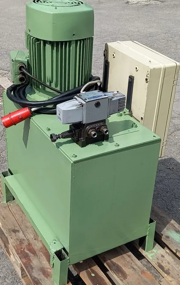 Centralina Oleodinamica Serbatoio 120 L Motore 7,5 Hp