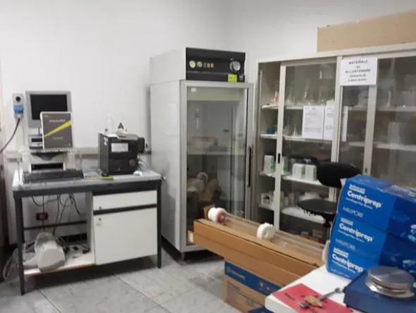 11#3675 Centrifuga Beckman e HPLC Akta basis 10 Amersham