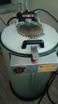 Centrifuga industriale Mod.KROM 2