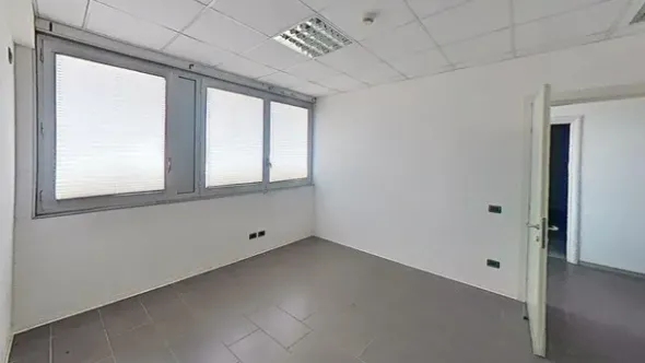 #2536008 Centro benessere in complesso commerciale