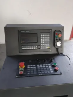 13#6272 Centro di lavoro CNC