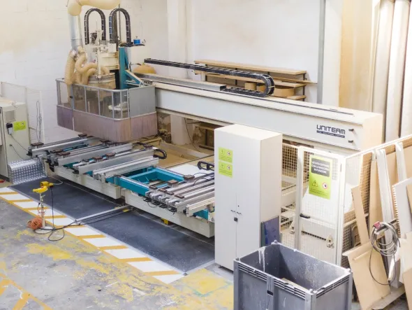 centro di lavoro cnc 5 assi anno 2005