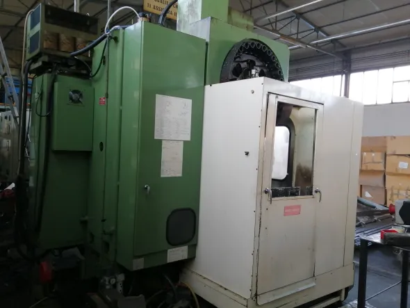 Centro di lavoro CNC Verticale Fresatrice Osaka Kiko