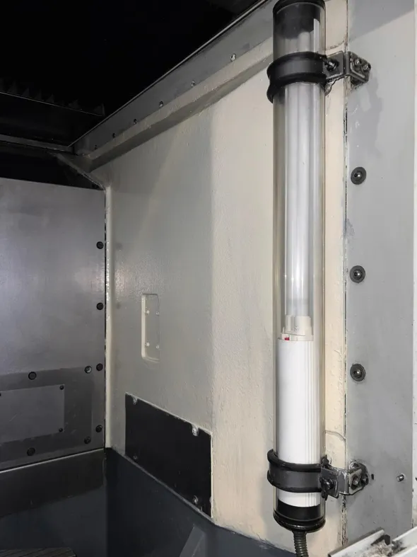 CENTRO DI LAVORO DECKEL MAHO DMC65V