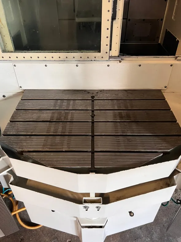CENTRO DI LAVORO DECKEL MAHO DMC65V