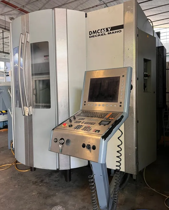 CENTRO DI LAVORO DECKEL MAHO DMC65V