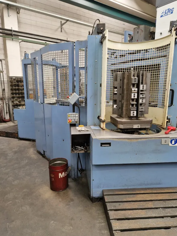 CENTRO DI LAVORO DI FRESATURA MULTI PALLET