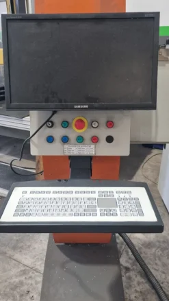 Centro di lavoro Elumatec SBZ 140