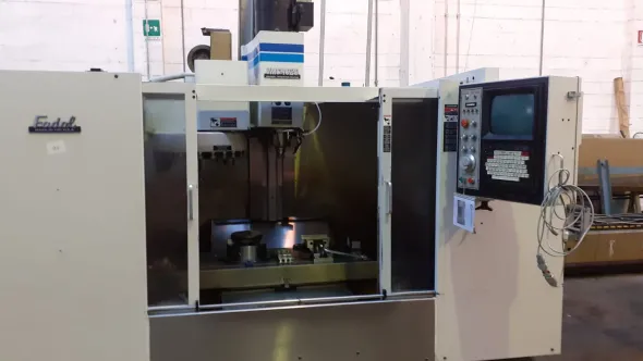 CENTRO DI LAVORO FADAL VMC 4020