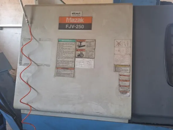 1#8413 Centro di lavoro Mazak VTC250
