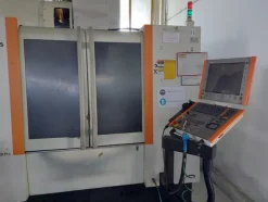 18#7717 Centro di lavoro Mikron VCE 1000 pro