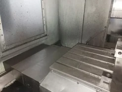18#7717 Centro di lavoro Mikron VCE 1000 pro