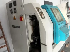 Centro di tornitura CNC COLCHESTER TORNADO 100
