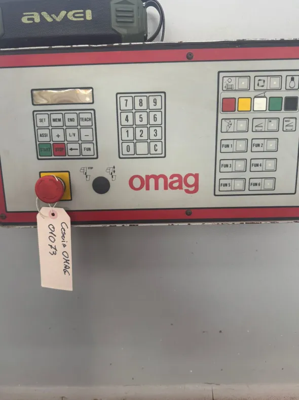 Cesoia idraulica Omag usata