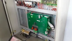 4#4360 Cesoia oleodinamica ad angolo variabile CNC