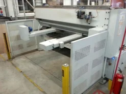 Cesoie a ghigliottina BOSCHERT G CUT 2504 CNC