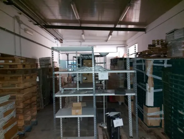 1#6885 Cessione compendio aziendale di società dedita a distribuzione farmaci