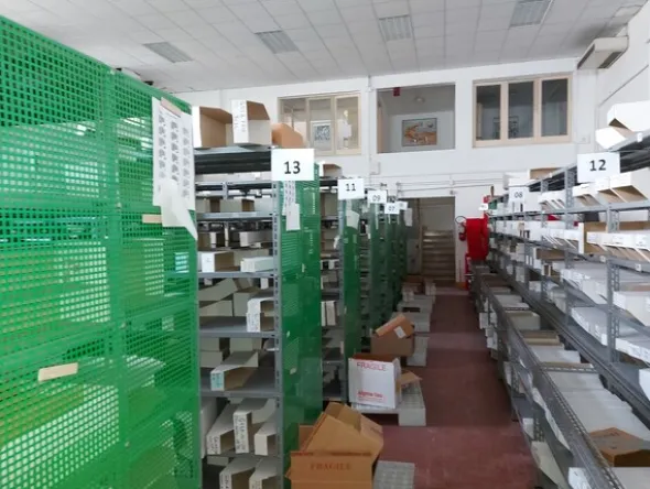 1#6885 Cessione compendio aziendale di società dedita a distribuzione farmaci