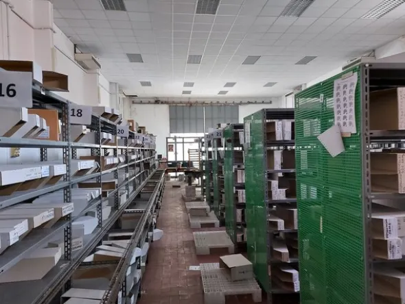1#6885 Cessione compendio aziendale di società dedita a distribuzione farmaci