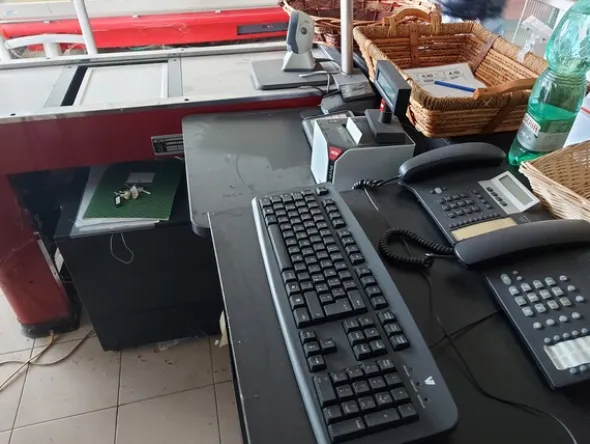 1#7971 Cessione di azienda dedita alla macellazione e commercializzazione di carni suine fresche e stagionate
