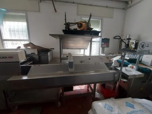 1#7971 Cessione di azienda dedita alla macellazione e commercializzazione di carni suine fresche e stagionate