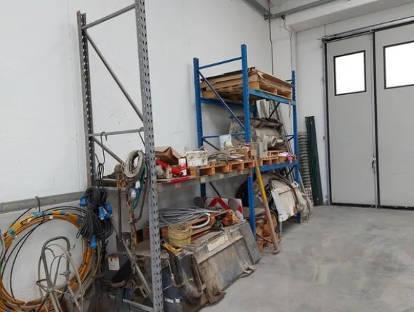 1#8009 Cessione di azienda dedita specializzata in impianti elettrici