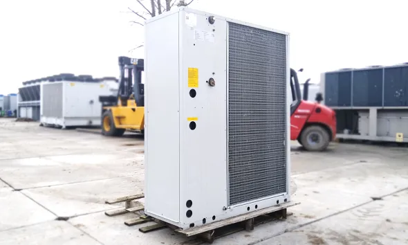 Chiller Blue Box 26/30 kW | pompa di calore | Nuovo