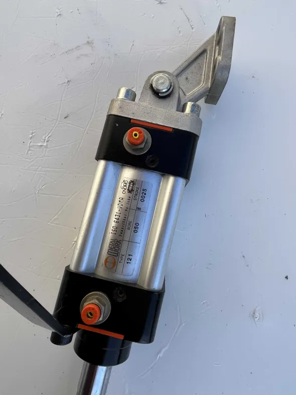 Cilindro pneumatico Metal Work ISO 6431-VDMA