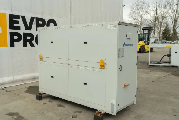 Climaveneta water cooled chiller | 396/439 kW | Nuovo