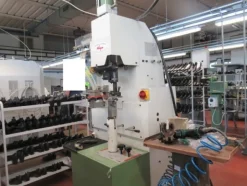 1#5971 Compendio beni mobili per produzione di calzature