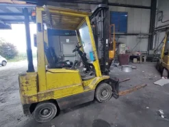 1#8496 Compendio mobiliare per produzione elementi radianti