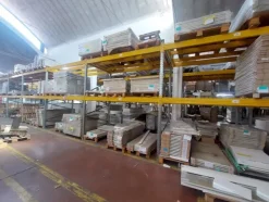 1#8496 Compendio mobiliare per produzione elementi radianti
