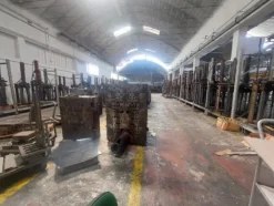1#8496 Compendio mobiliare per produzione elementi radianti