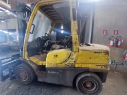 1#8496 Compendio mobiliare per produzione elementi radianti