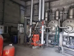 1#8496 Compendio mobiliare per produzione elementi radianti