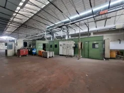 1#8496 Compendio mobiliare per produzione elementi radianti