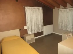 #7414 Complesso agrituristico con terreno agricolo