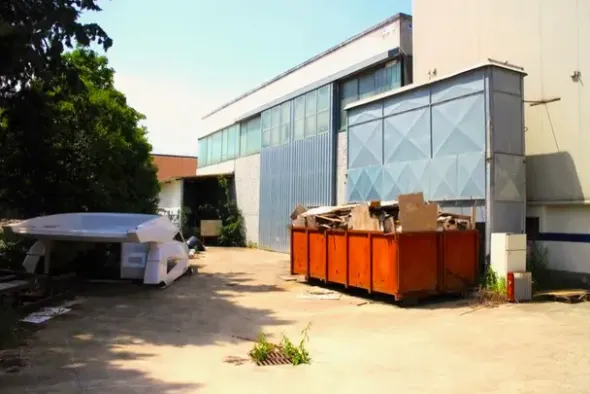 #2536000 Complesso artigianale con palazzina uffici