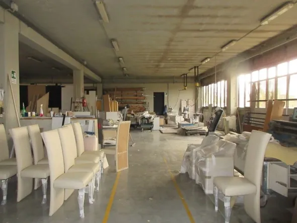 #15190 Complesso aziendale industriale settore arredamento