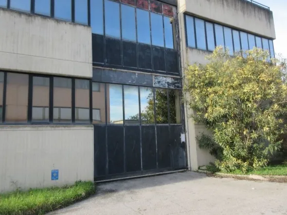 #15190 Complesso aziendale industriale settore arredamento