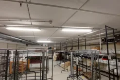 #14497 Complesso commerciale e ampio parcheggio