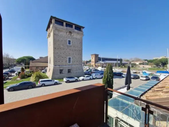 #26265 Complesso Commerciale e Residenziale nel Cuore di Cervia