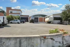 #20587 Complesso industriale con annessa abitazione