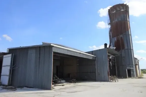 #8392 Complesso industriale in zona produttiva
