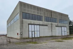 #25735 Complesso produttivo con capacità edificatoria residua