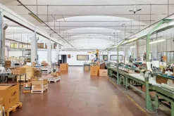 #20883 Complesso produttivo con capacità edificatoria residua