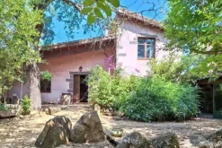 #2535007 Complesso ricettivo con piscina e maneggio