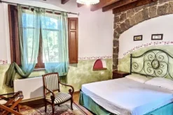 #2535007 Complesso ricettivo con piscina e maneggio
