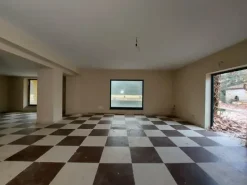 #19584 Complesso ricettivo con piscina
